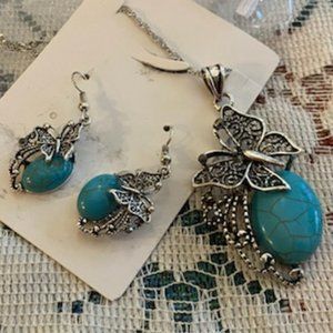 LARGE Crackle TURQUOISE & SILVER Filigree BUTTERFLY Pendant NECKLACE EARRING Set